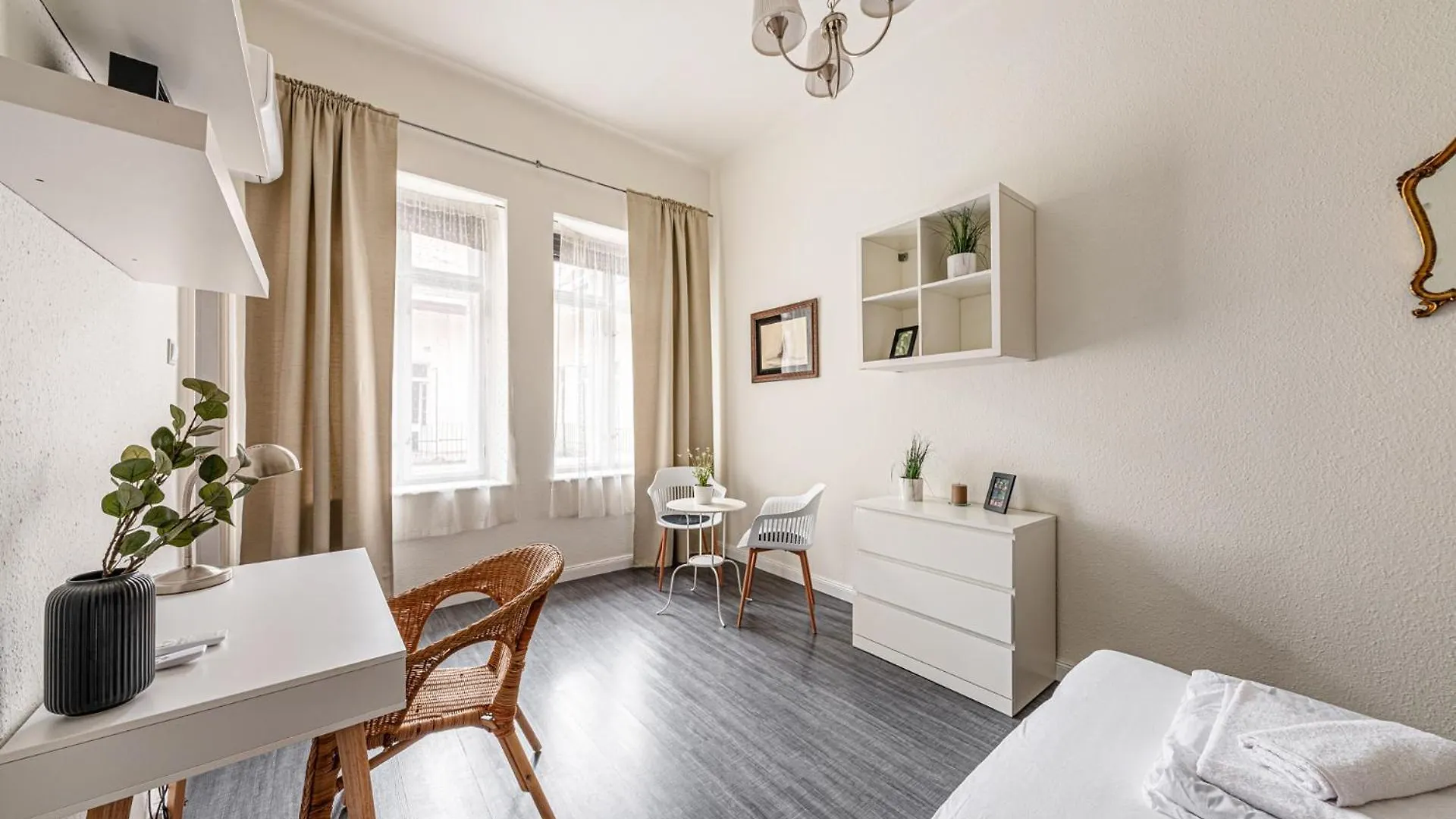 Chain Bridge Apartment Top Central Location New Budapest 0*,  Hungary